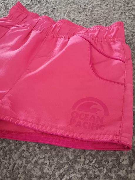 Kraťasy, cena spolu, 122