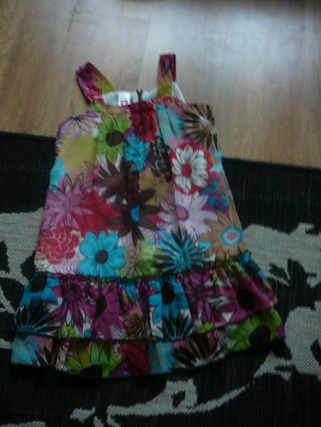 Dievcenske saty-top, c&a,152