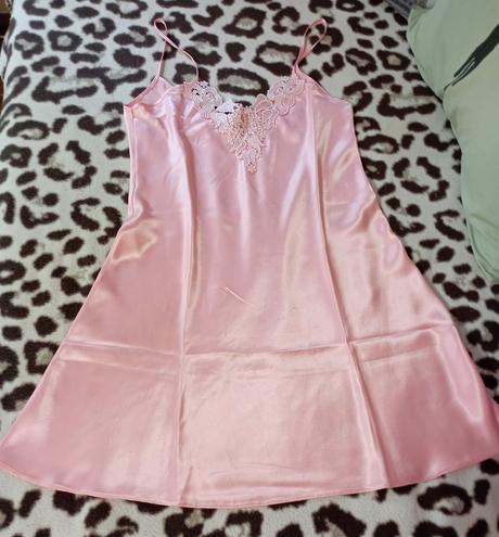 Nová nočná košeľa, m