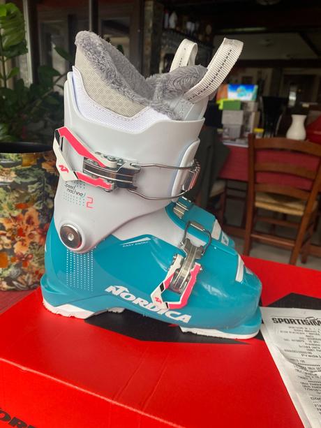 Nordica lyžiarky, nordica,19