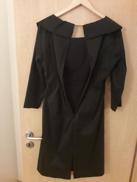 Spoločenské šaty, 42