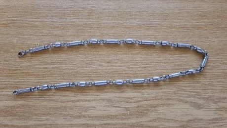 Retiazka z chirurgickej ocele, 