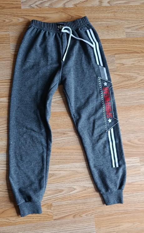 Tepláky+tričko, 122–134