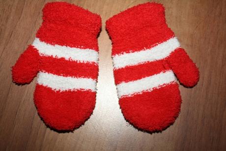 Teplé rukavičky, 80