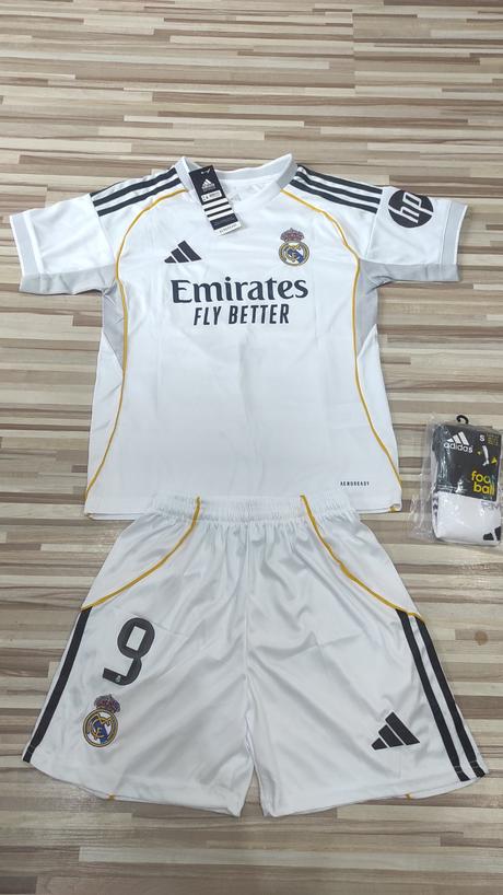 Nový detský dres real madrid- mbappe 25/26, adidas,122 - 158