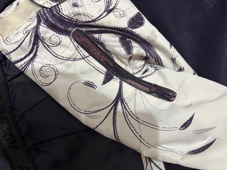 Lyžiarska bunda, authority,l