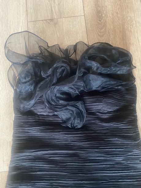 Čierne spoločenské  šaty, xs