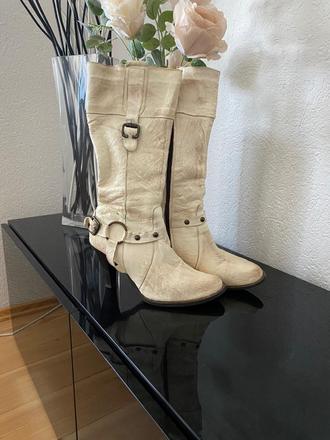 Kožené čižmy, 38