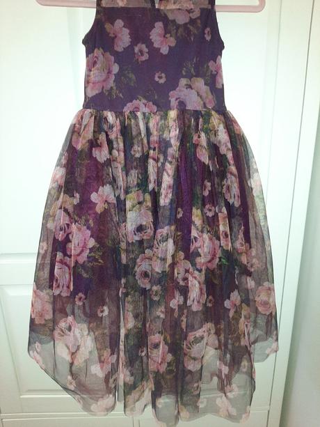 Slávnostné šaty zunie, 134