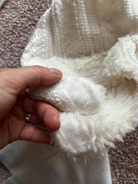 Set- tepla ciapka,sal a rukavice, 86