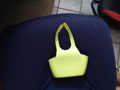 Košík na špongiu na riad, 