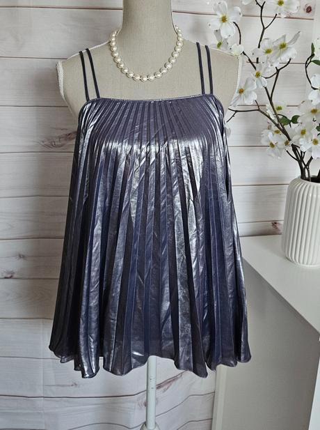 Krásna trblietavá blúzka, warehouse,m