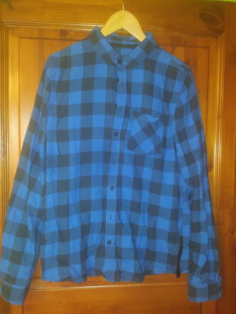 Kockovaná košeľa, chapter young,170