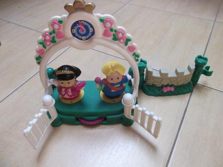 Princezna a princ - fisher price, 
