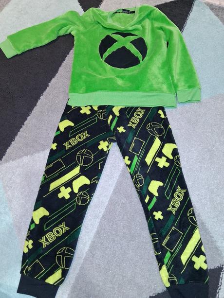 Domáce oblečko, 122