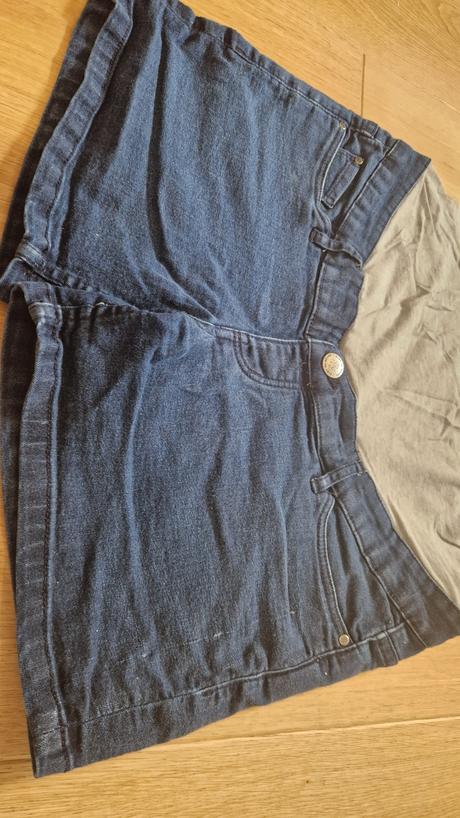 Tehotenske kratase v. 38, esmara,38