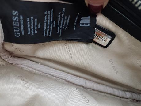 Čierna kabelka guess, guess