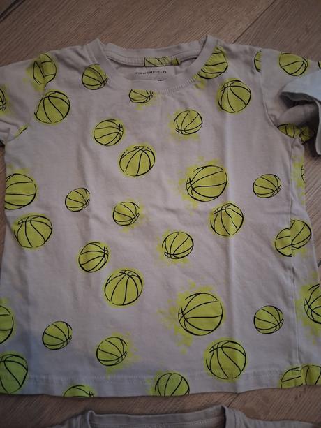 4 ks letne tricka, 104