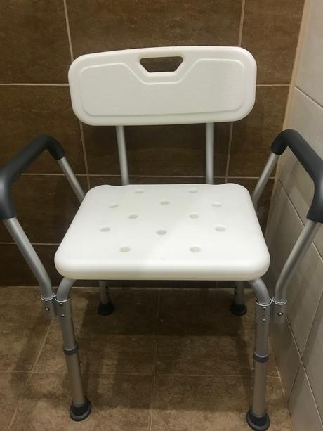 Stolička do sprchy,