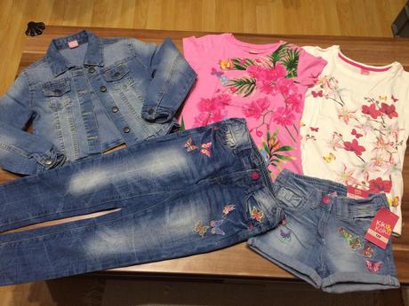 Komplet s motylikmi velkost 122, 122–134