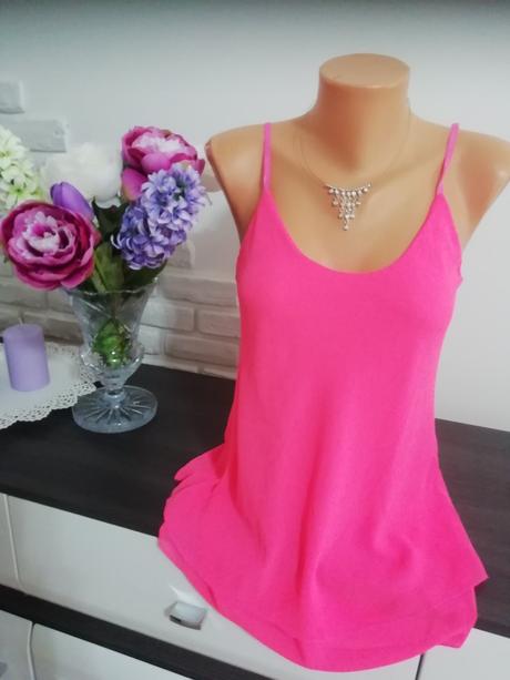 Neonove tielko, ziarive, padavy uni,