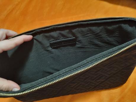 Novy obal na tablet tommy hilfiger,