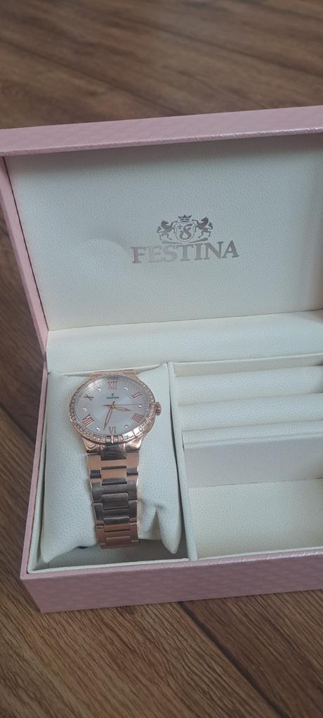 Dámske hodinky festina, festina