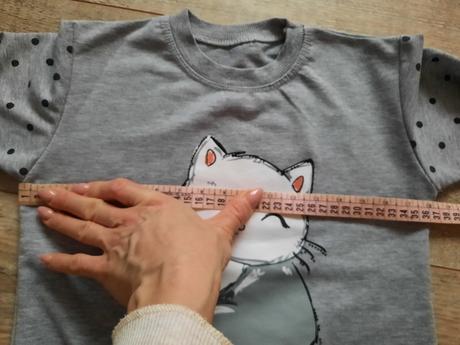 Pekný pulovrik 128, 128