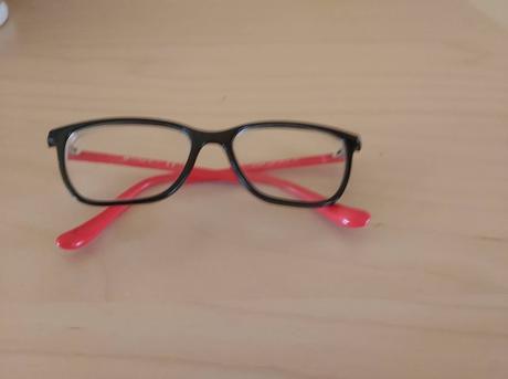 Dievčenské   dioptrické okuliare  pre 15-16 rokov, 