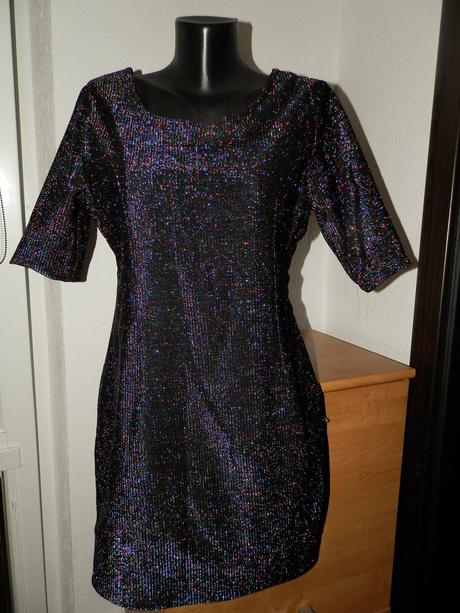 Neprehliadnuteľné minišaty s, s