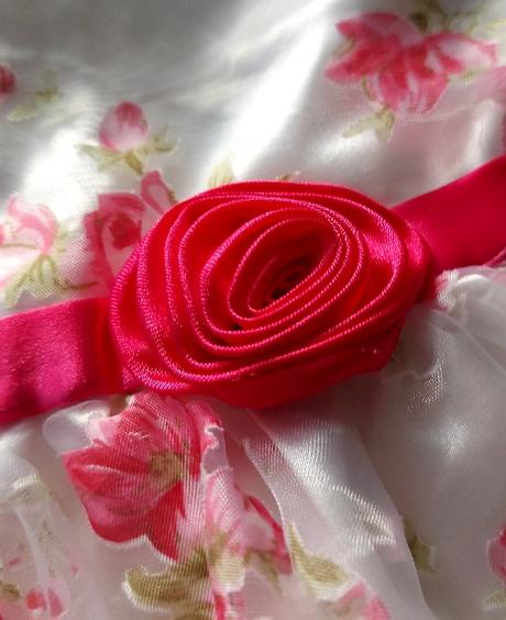 Spoločenské kvetinové šaty, 92