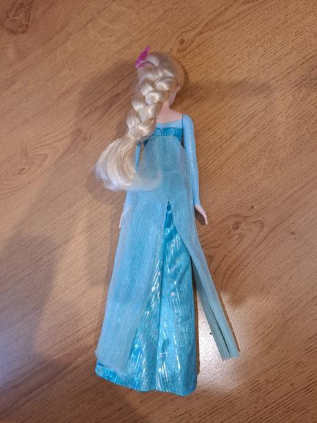 Anna a elza (výška cca 30 cm),