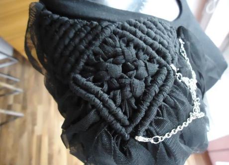 Extravagantné zdobené šaty zn. planet paris, s