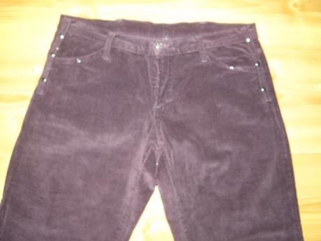 Menčestrové nohavice, 164