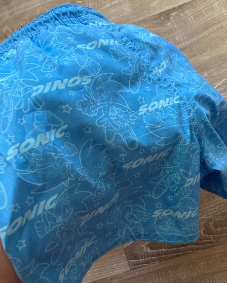 Plavky sonic veľ.udaná u11.sedí na veľ.110/116, sinsay,110