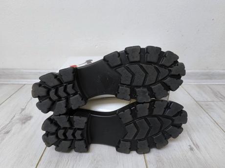 Mokasíny s retiazkou vinceza 38,5, 39