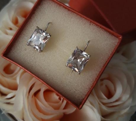 Strieborná náušnice 925,