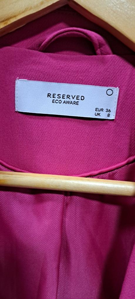 Ruzovy kabat, reserved,36