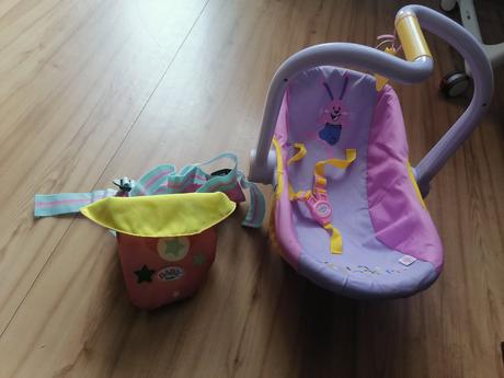 Nosic a autosedacka baby born, 