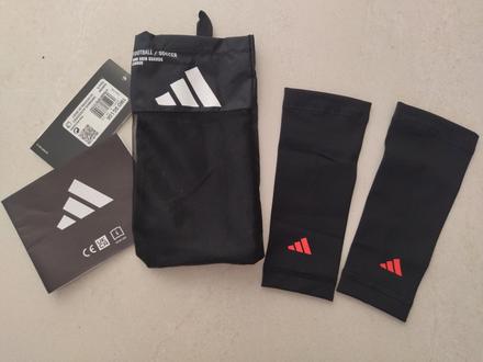 Návleky na chrániče predkolenia adidas shin guard,