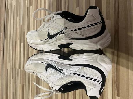 Nike initiator, nike,44