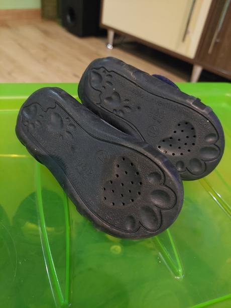 Papučky, ren but,21