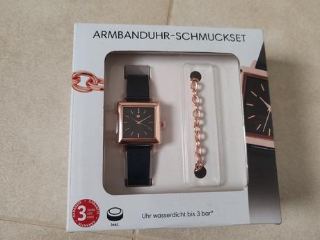 Damske hodinky - nepouzite, 