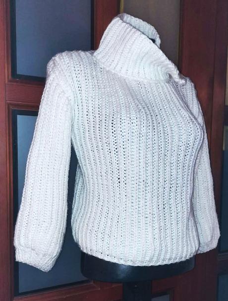 Predám pletený sveter veľ.s, s