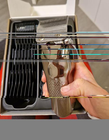 Strojček na strihanie psov,