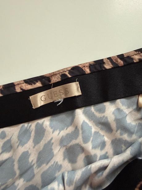 Guess saténová sukňa s, guess,s