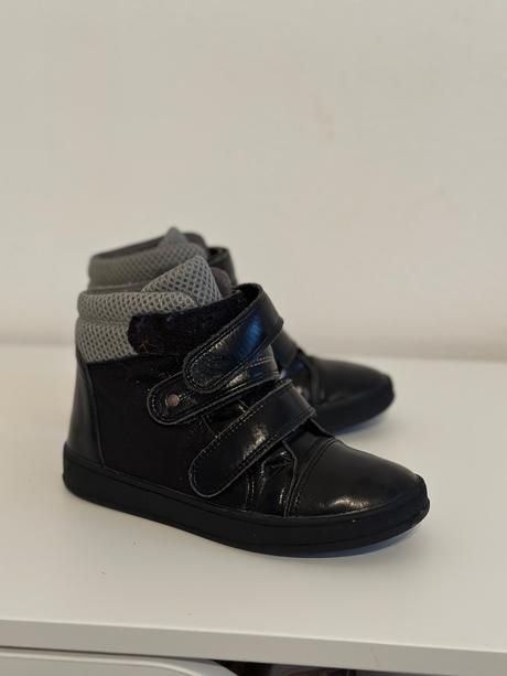 Predám jesenno-jarné topánky, pravá koža , veľkosť, 32