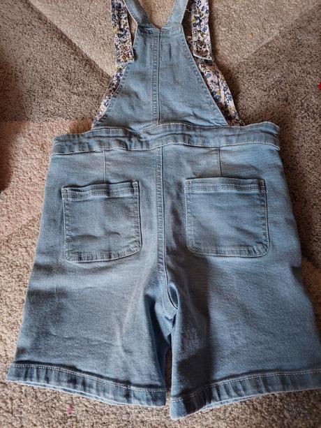 Rifľove kraťasy, sinsay,128