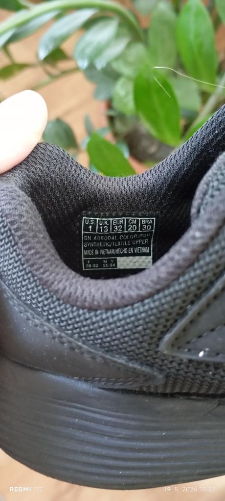 Tenisky, skechers,32