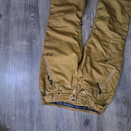 Snowboardové/lyžiarske nohavice oakley m/l, m